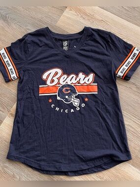 NFL Apparel - Chicago Bears Navy Short Sleeve Graphic Tee